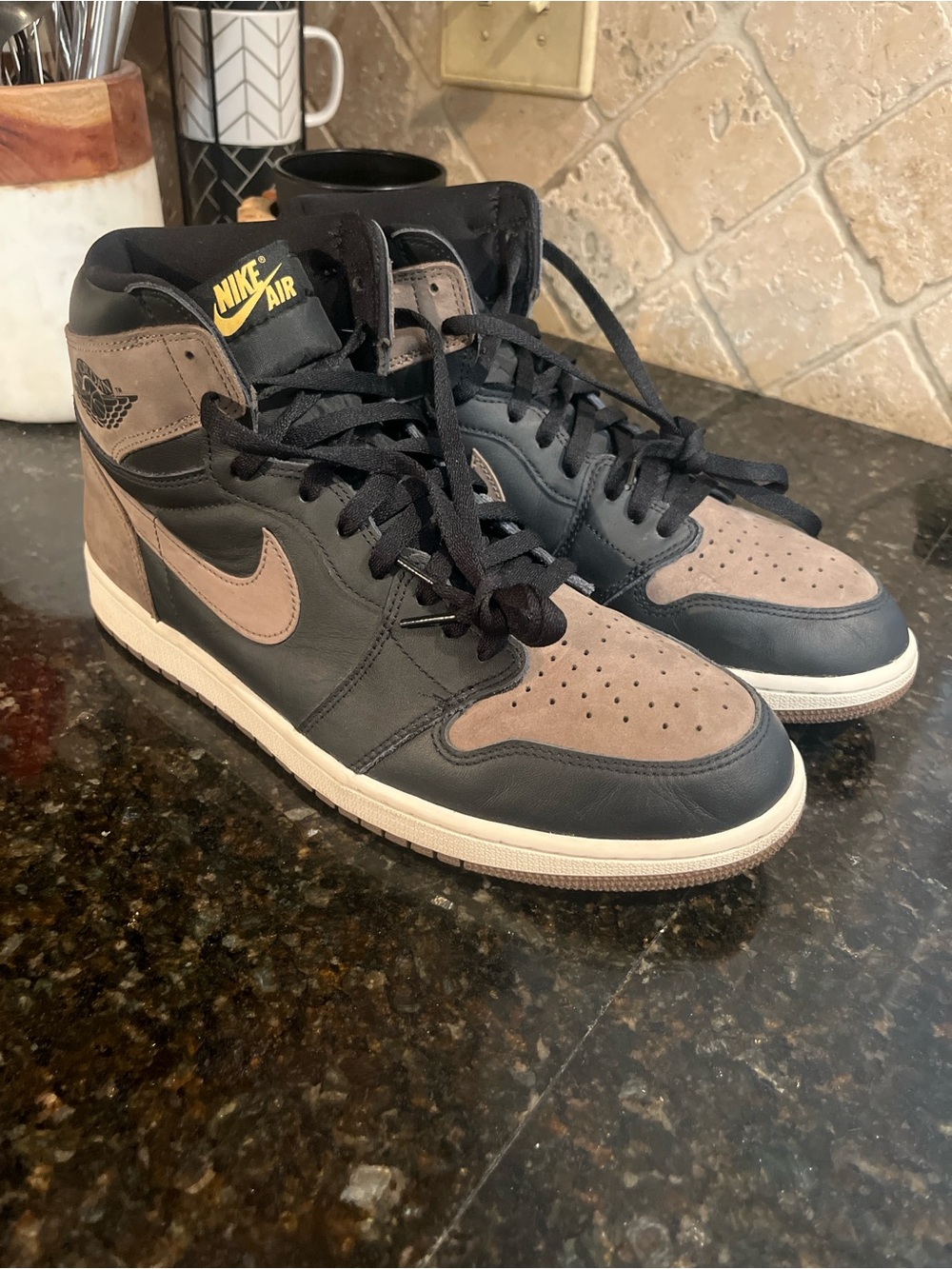 Nike Air Jordan 1 High Palomino sz 14